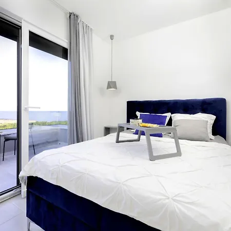 Juniperus Mit Eigenem Pool By Interhome Vikendica Smrika